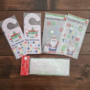 Ashland Christmas Decor Set Door Hanger x 2, Gel Clings x 2 and Tree Tinsel 39.4